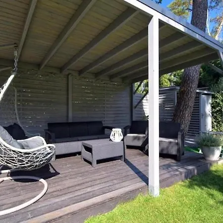 Comfortable Homes With A Beautiful Garden Pobierowo